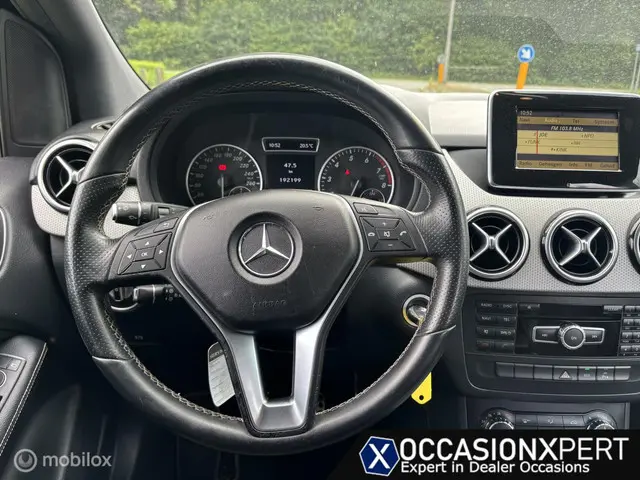 Mercedes-Benz B-Klasse 180 Prestige 2013 Benzine 19