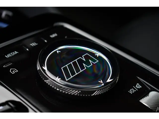 BMW M5 Touring 2025 Hybride Benzine 83