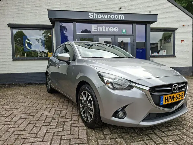 Mazda 2 1.5 Skyactiv-G GT-M Line 2016 Benzine 3