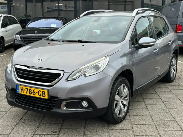 Peugeot 2008 1.2 VTi Allure 2013 Benzine 9