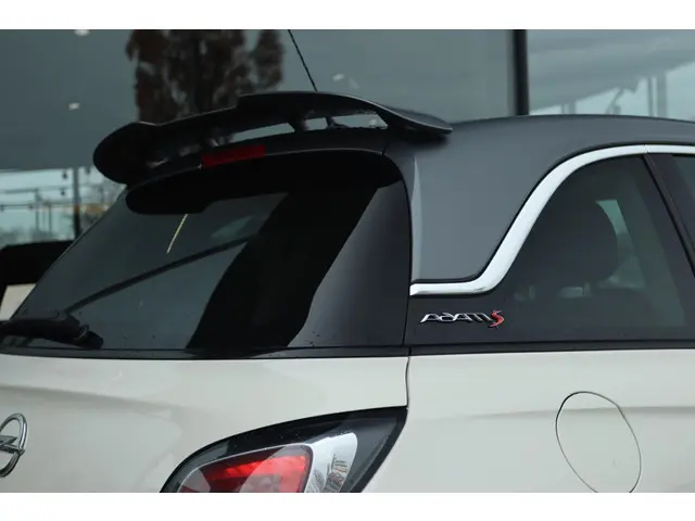 Opel ADAM 1.4 TURBO S 2015 Benzine 13