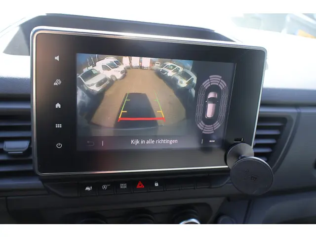 Renault Trafic 2.0 dCi 150pk L2 H1 Automaat 2022 Diesel 28