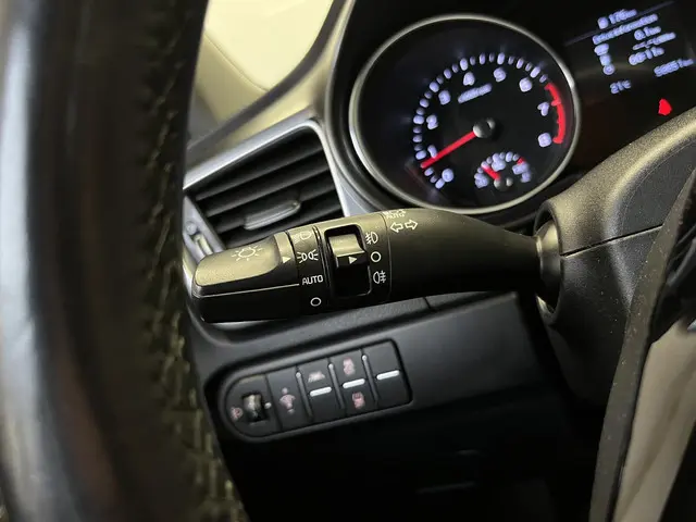 Kia Ceed Sportswagon 1.4 T-GDi DynamicLine 2020 Benzine 29