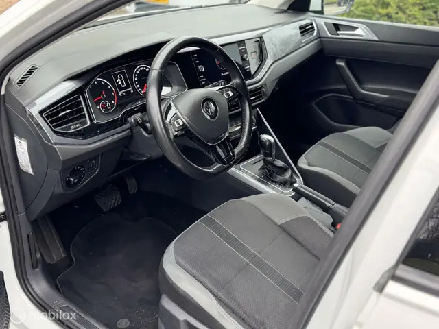 Volkswagen Polo 1.0 TSI Highline 2018 Benzine 26