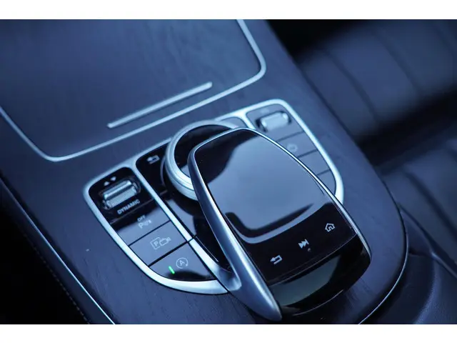 Mercedes-Benz E-Klasse Coupé 200 Premium 2018 Benzine 20