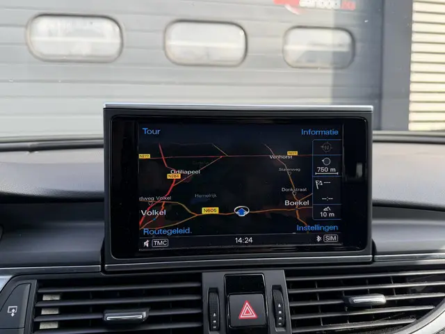 Audi A6 Avant 3.0 TFSI quattro 3X S-Line 2014 Benzine 25