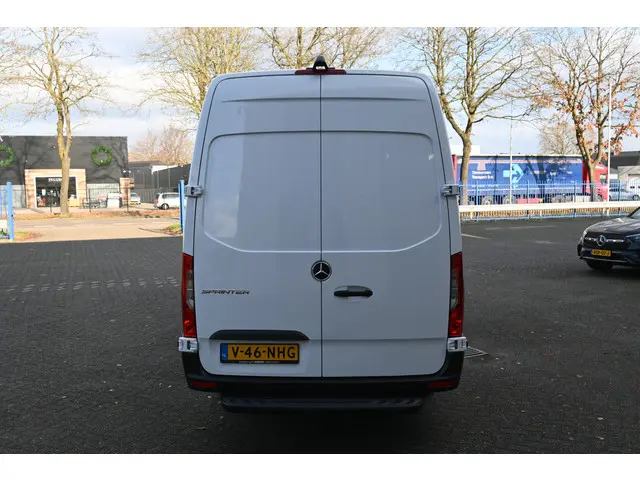 Mercedes-Benz Sprinter 317 CDI L3H2 2024 Diesel 12