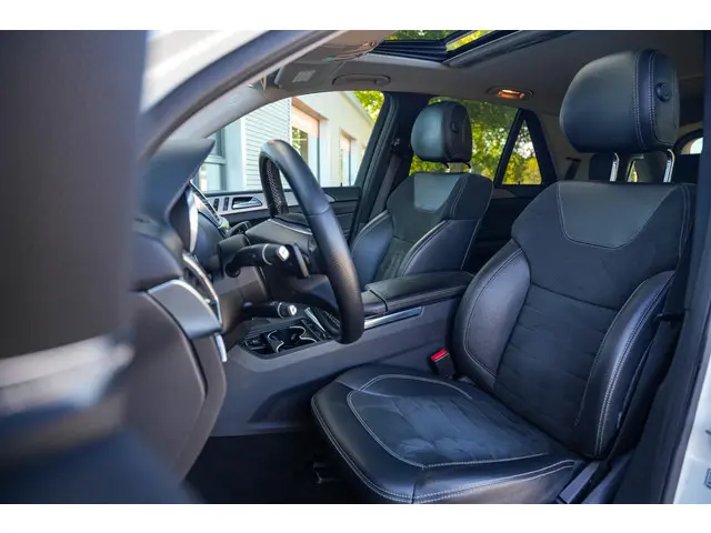Mercedes-Benz M-Klasse 350 2013 Benzine 8