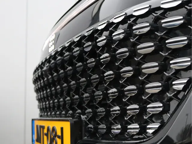 DFSK E5 PHEV 1.5 2025 Hybride Benzine 10