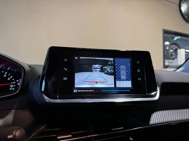 Peugeot 2008 1.2 Blue Lease Active 2021 Benzine 12