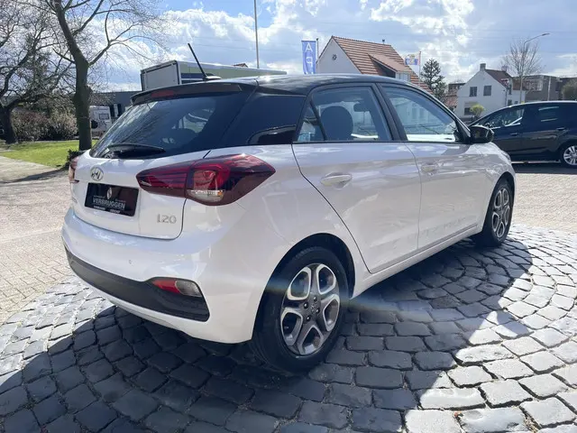 Hyundai i20 1.2 MPI Comfort 2019 Benzine 4