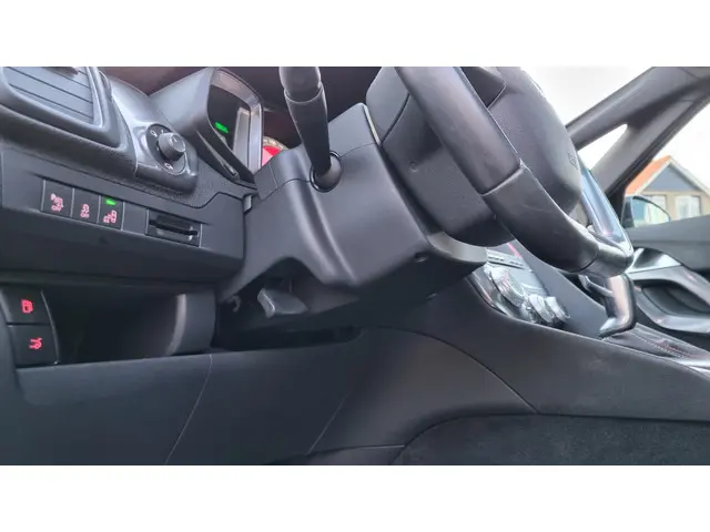 DS DS 5 1.6 THP Performance Line 2018 Benzine 21