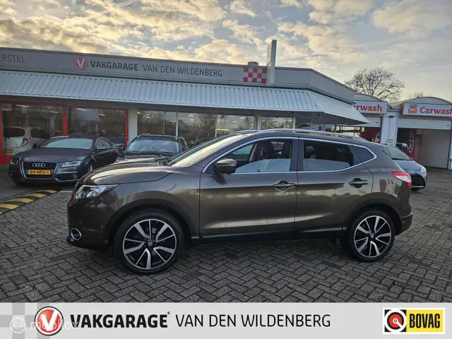 Nissan QASHQAI 1.2 Premier Edition 2014 Benzine