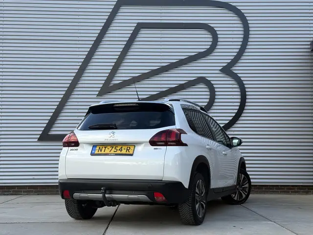 Peugeot 2008 1.2 PureTech Allure 2017 Benzine 3