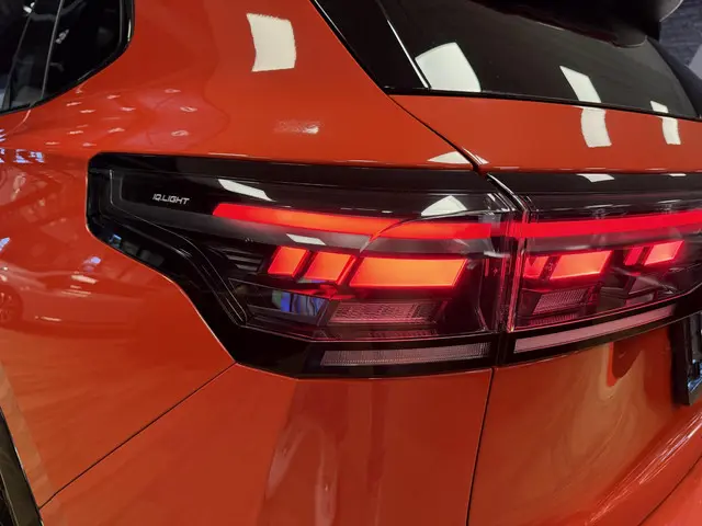 Volkswagen Tiguan 1.5 eTSI R-Line Edition 2024 Benzine 25