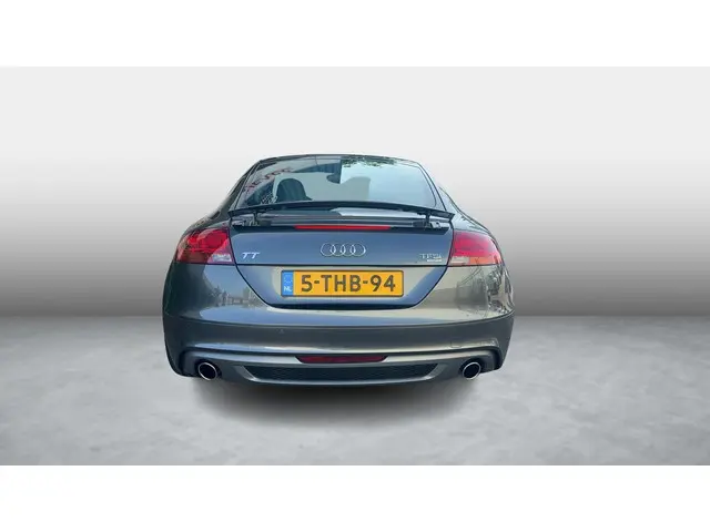 Audi TT 3