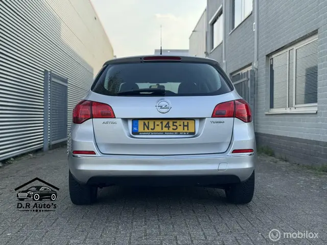 Opel Astra Sports Tourer 1.4 Turbo Sport + 2015 Benzine 5