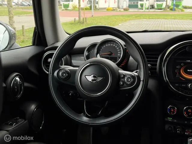 MINI Cooper Mini 1.5 Chili 2014 Benzine 14