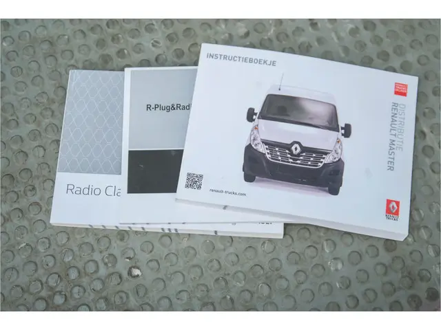 Renault Master T35 2.3 dCi L2H2 2018 Diesel 39