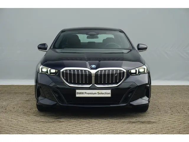 BMW i5 eDrive40 2025 Elektrisch 5