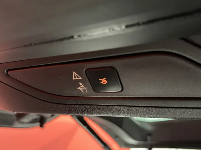 Citroën C4 Picasso 1.6 e-THP Exclusive 2016 Benzine 26