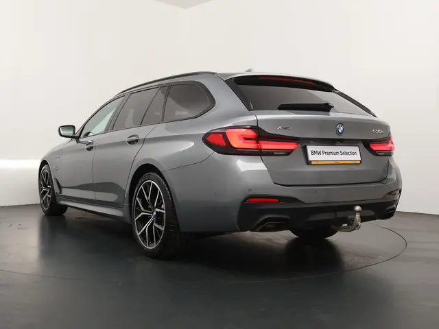 BMW 5 Serie Touring 530e xDrive 2024 Hybride Benzine 10