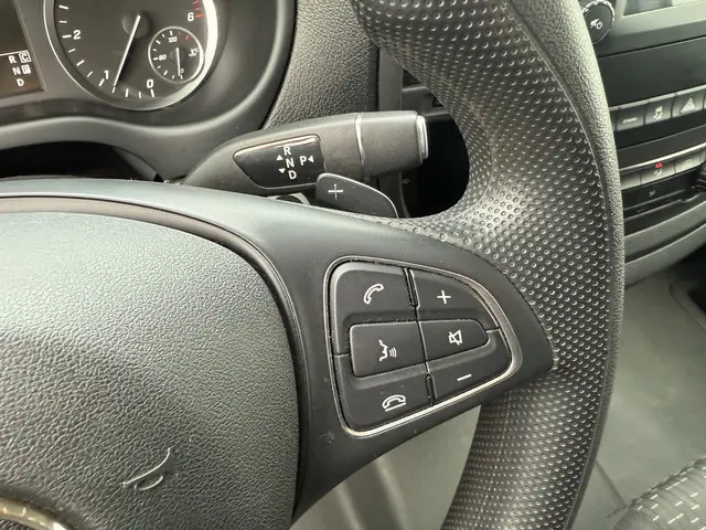 Mercedes-Benz Vito 116 1.9 CDI 2024 Diesel 23