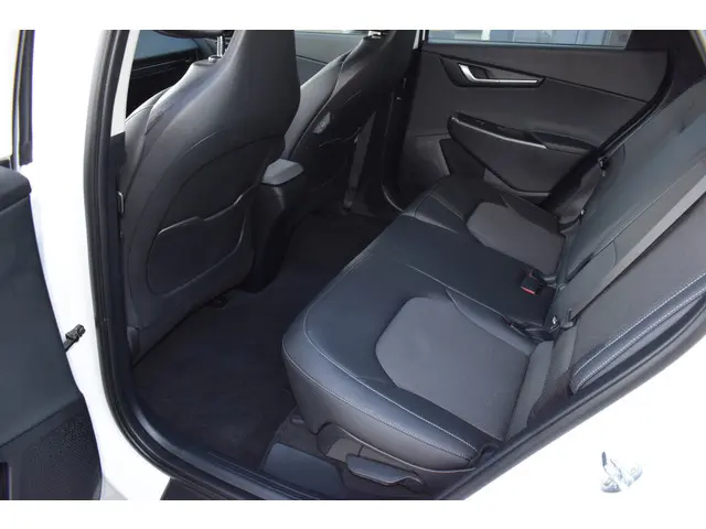 Kia EV6 77.4kWh Light 2024 Elektrisch 5