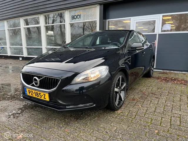 Volvo V40 2.0 D2 Nordic+ 2017 Diesel 4