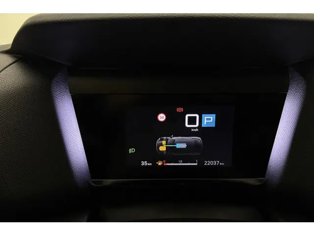 Citroën C4 1.2 Hybrid 136 Plus 2024 Hybride Benzine 20