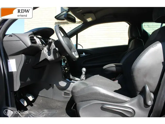 DS DS 3 1.2 PureTech Business 2016 Benzine 14