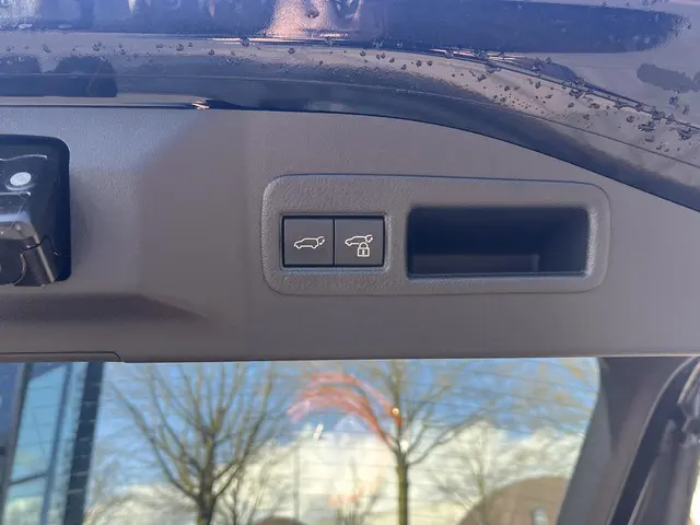 Toyota bZ4X Dynamic 71 kWh 2024 Elektrisch 8