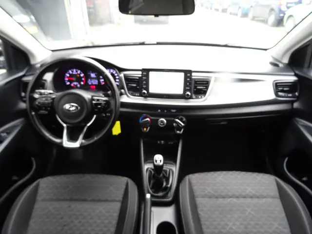 Kia Rio 1.0 TGDI ComfortPlusLine Navigator 2018 Benzine 11