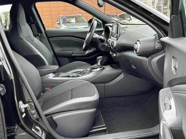 Nissan Juke 1.6 Hybrid N-Connecta 2024 Hybride Benzine 13