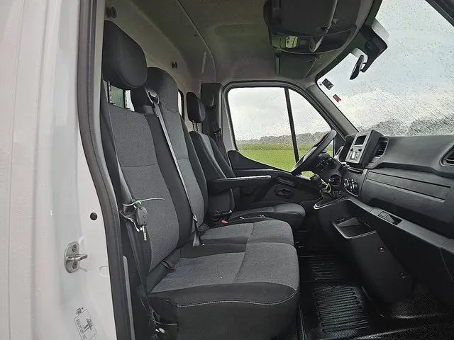 Renault Master 2.3 2023 Diesel 7