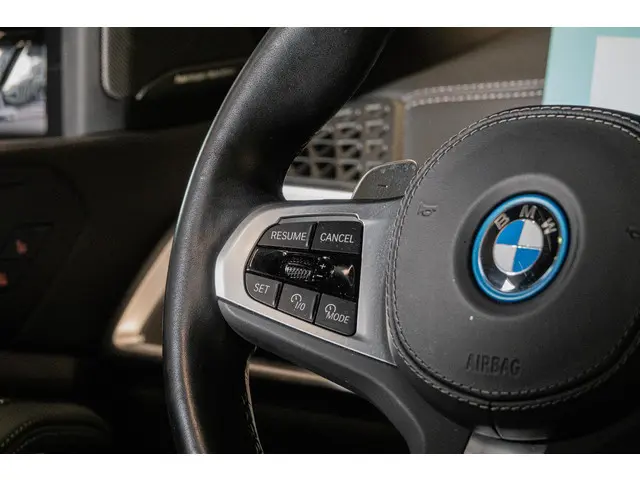 BMW X5 xDrive50e 2023 Hybride Benzine 31