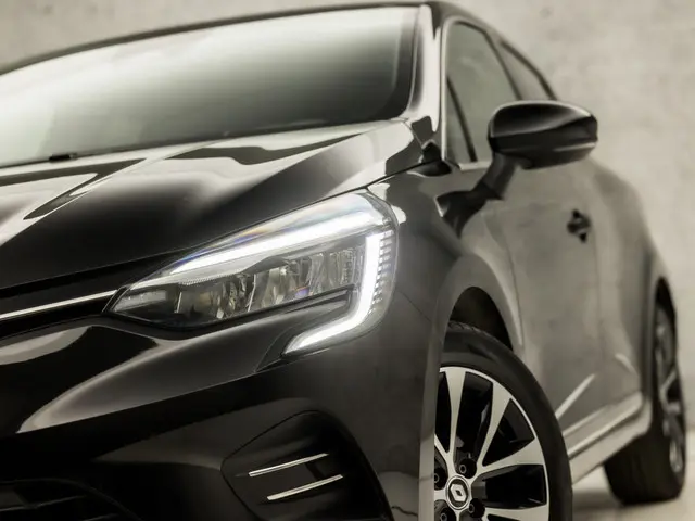 Renault Clio 1.0 TCe 90 Techno Sport 2022 Benzine 12