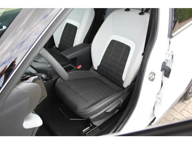 Citroën ë-C3 Max 113pk 44 kWh 2025 Elektrisch 11