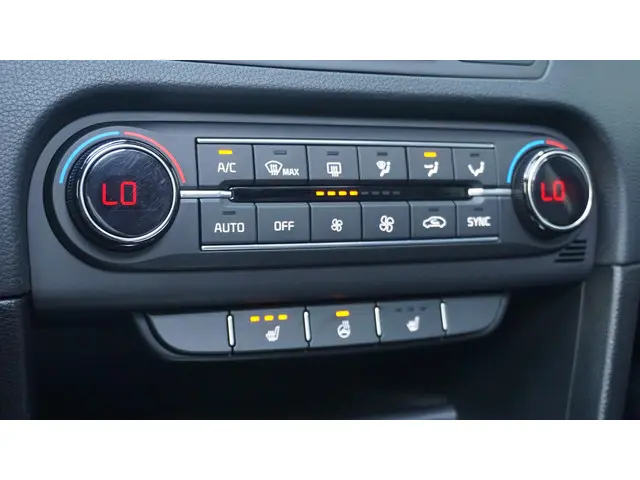 Kia ProCeed 1.6 T-GDI 205pk GT 2019 Benzine 22