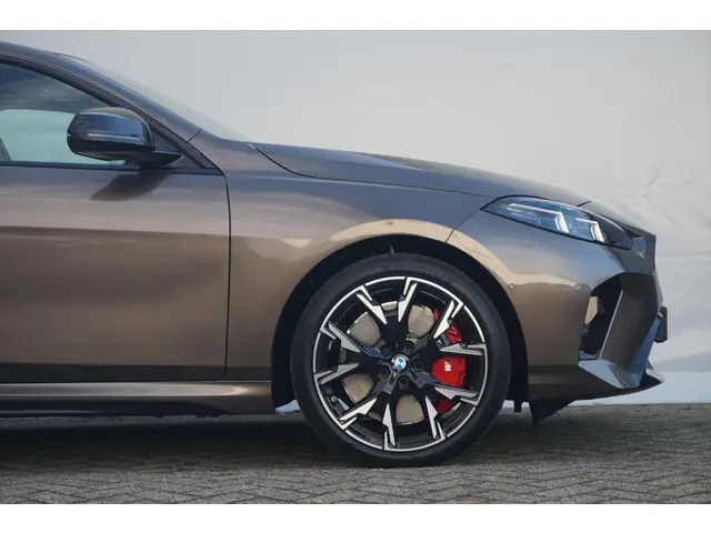 BMW 2 Serie Gran Coupé 220 2026 Benzine 6