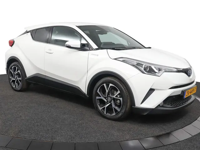 Toyota C-HR 1.8 Hybrid Dynamic 2019 Hybride Benzine 14