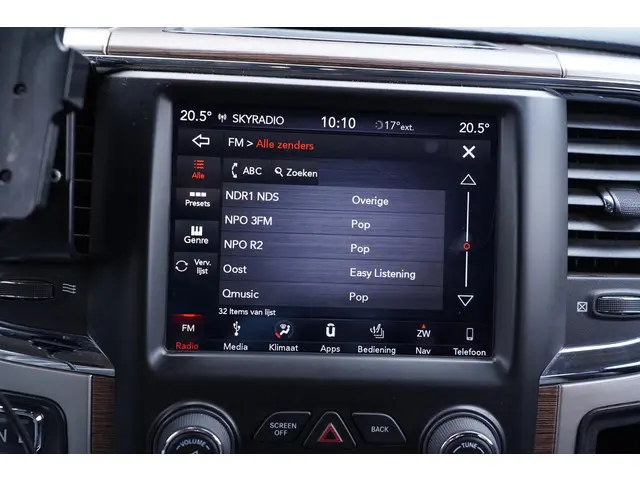 Dodge Ram 1500 5.7 V8 4x4 Crew Cab 5'7 Rebel 2019 Benzine 46