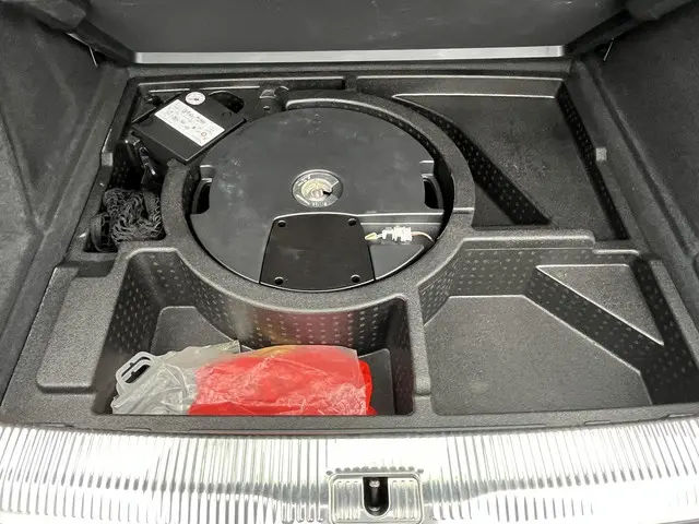 Audi Q3 1.4 TFSI CoD Sport Advance Sport 2018 Benzine 24