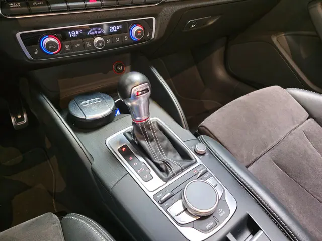 Audi A3 Cabriolet 2.0 TFSI S3 quattro 2016 Benzine 22