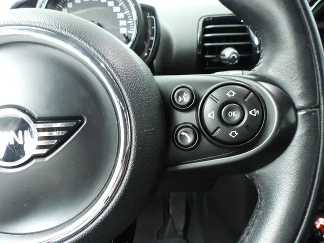 MINI Clubman 1.5 One Salt Business 2018 Benzine 15