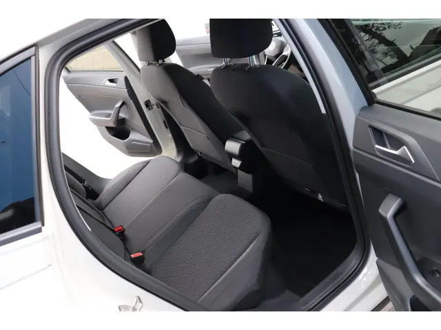 Volkswagen Taigo 1.0 TSI Life Business 2022 Benzine 16