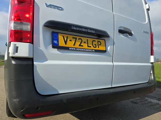 Mercedes-Benz Vito 114 CDI L2 H1 2022 Diesel 4