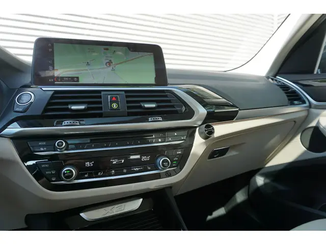 BMW X3 xDrive20i 2018 Benzine 9