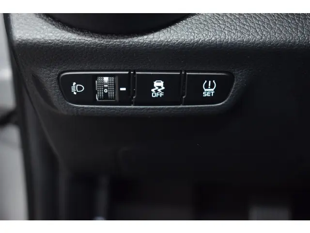 Kia Picanto 1.0 DPi DynamicLine 5-Drs 2023 Benzine 9