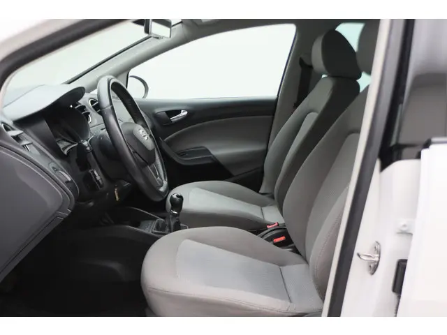 SEAT Ibiza 1.4 2015 Benzine 11